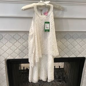 NWT LILLY PULITZER BUT RUNS BIG